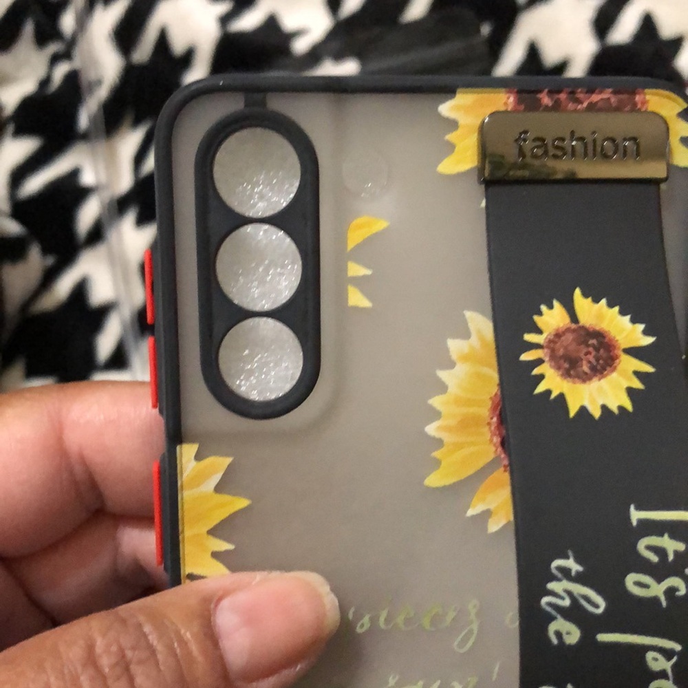 🌻HOST PICK!🌻 Phone Case for Samsung Galaxy S21+ - Picture 4 of 13